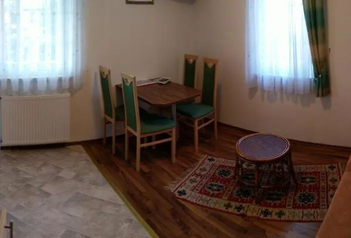 Haus Kiko Apartamento *